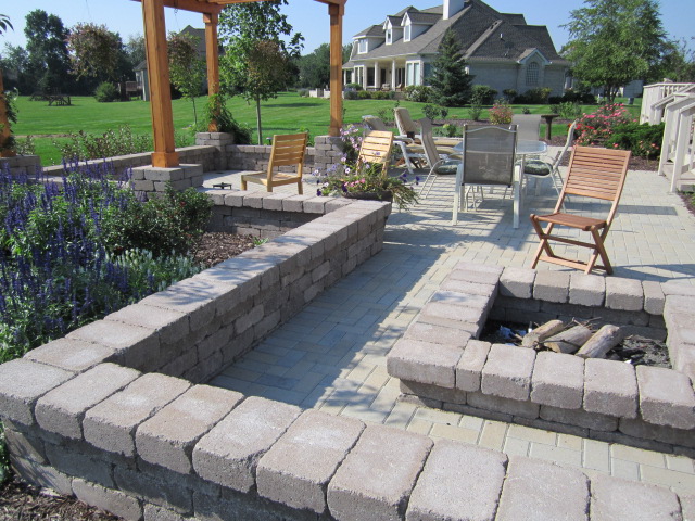 Cool Diy Backyard Patio Pavers