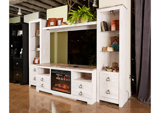 Entertainment center