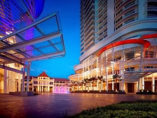 top 5 shopping malls in  penang  gurney paragon malls, gurney drive