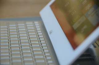 Sony VAIO Duo 13 laptop mode