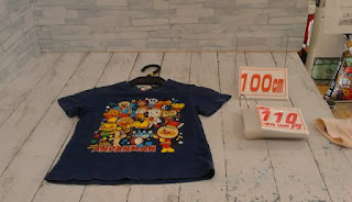 中古品　子供服　１００ｃｍ　アンパンマンキャラクタープリント　半袖Ｔシャツ　１１０円