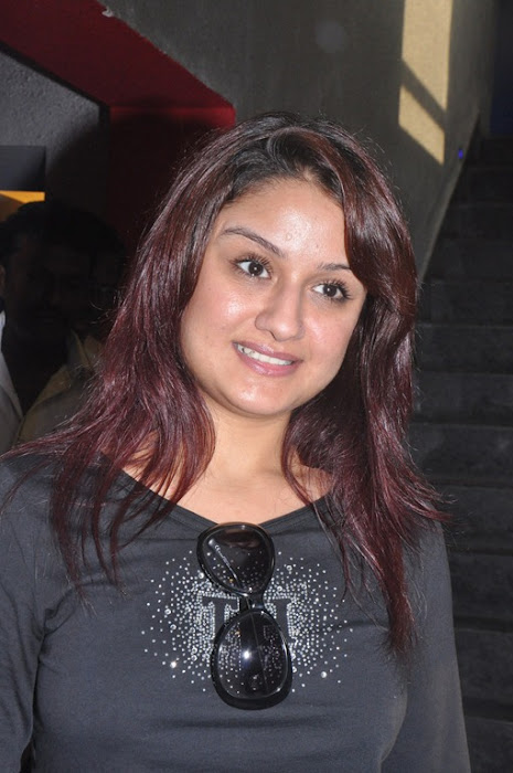 sonia agarwal at movie pressmeet hot images