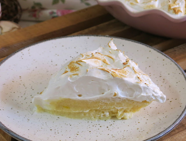 PUDDING DE LIMÓN Y COCO CON MERENGUE