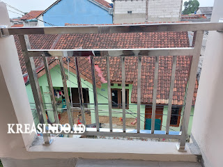 Railing Tangga Stainless dan Balkon Kaca Stainless pesanan Pak Purnomo di Gang H Dul Citayam