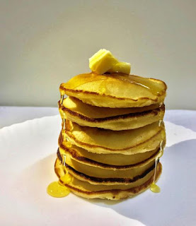 Flat fluffy cakes which can be served with honey butter, blueberries etc.