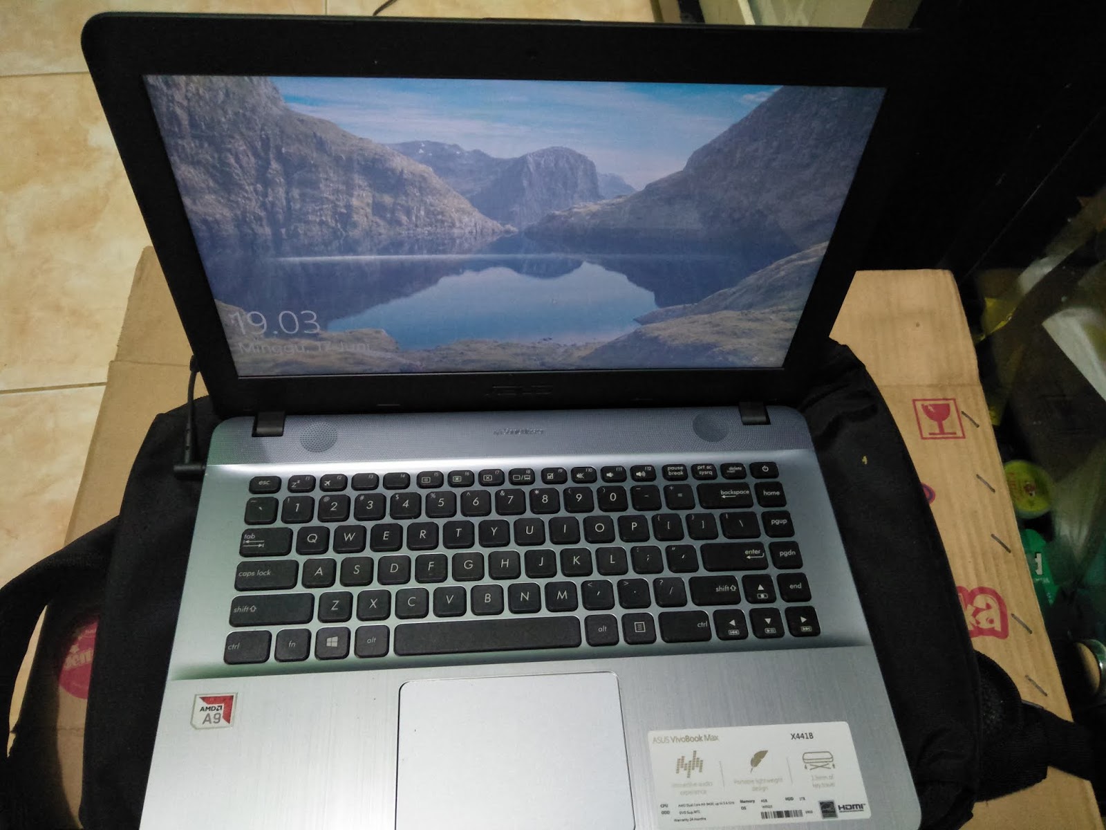 Bagasprakoso: Review laptop asus vivobook max x441b
