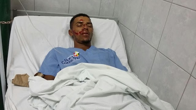 COLISÃO DE MOTO COM ANDARILHO DEIXA UM INCONSCIENTE E OUTRO FERIDO GRAVEMENTE 