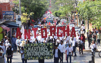 Homenaje a “mártires” y exigencia de justicia en Guerrero;  el grito de seis mil antorchistas