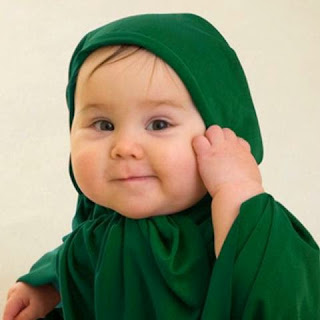 Bayi cantik imut muslim berjilbab