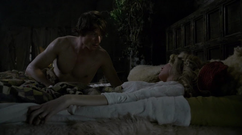 Philip Winchester Shirtless on Camelot s1e03