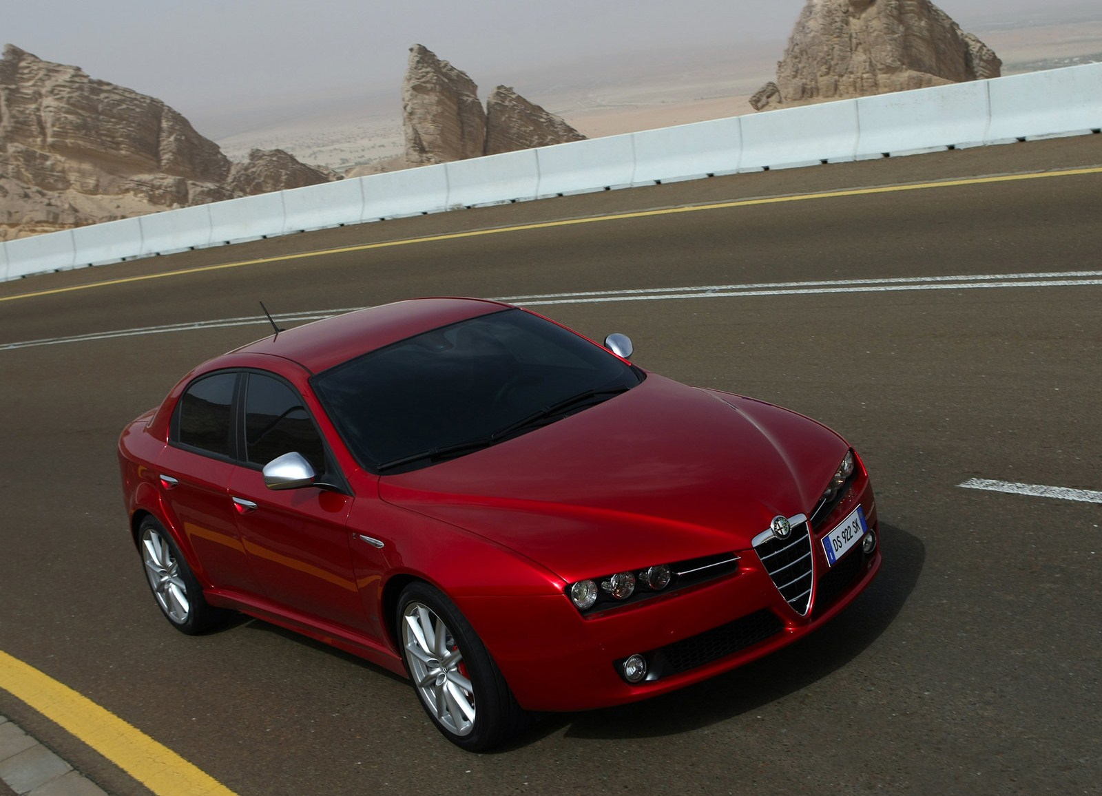 Red Wallpaper: Alfa Romeo 159 Wallpapers