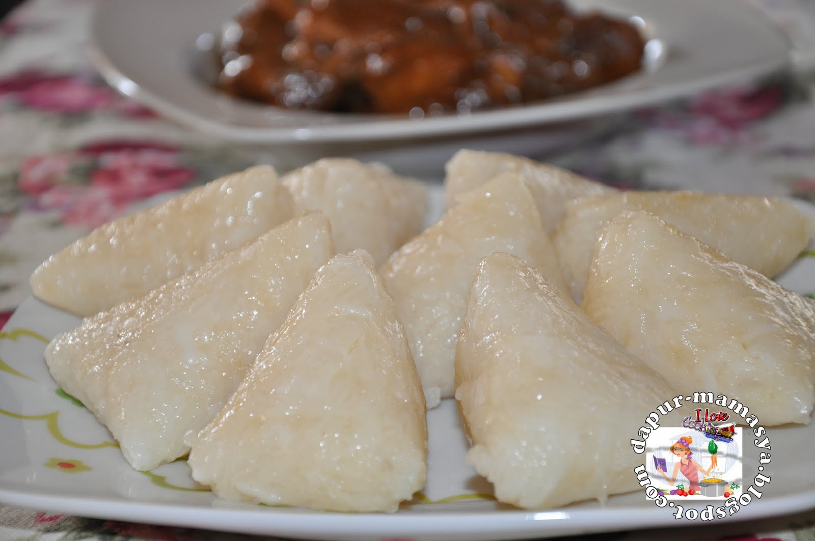 Dapur Mamasya: Kerutuk Ayam mkn dgn Pulut