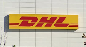 Subhanallah, Lima Karyawan DHL ini Dipecat Hanya Gara-Gara Sholat