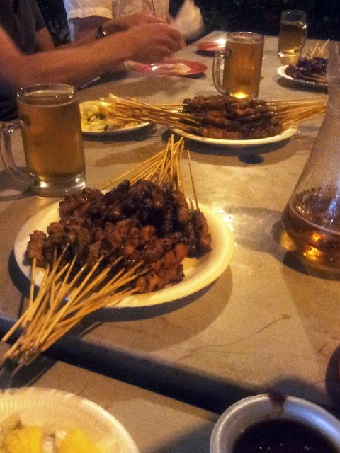 Singapore at night, 200 Satay sticks