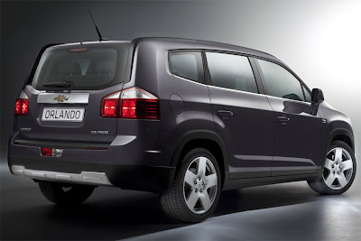 2011 Chevrolet Orlando Rear Side View