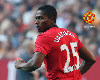 Labels: Antonio Valencia