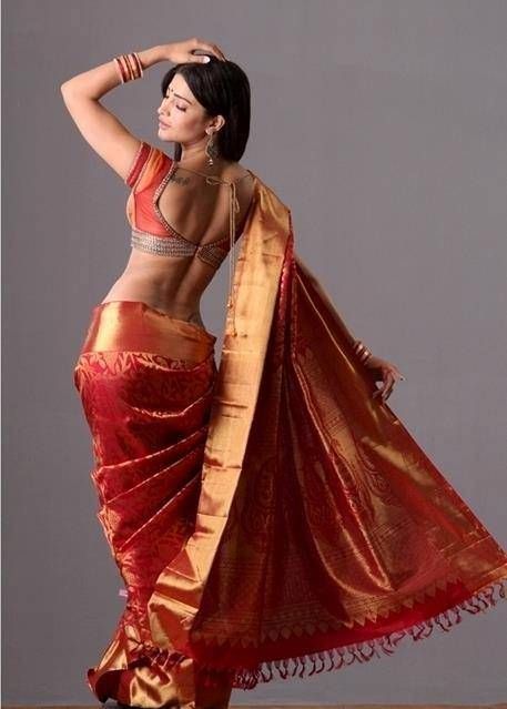 sruthi hasan back pose HD images,photos,pics,wallpapers