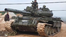 Ejército sirio avanza en Hama y halla armas de EEUU en Deir Ezzor