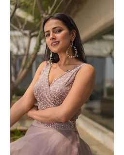 Actress Shraddha Srinath Latest Stunning Photoshoot