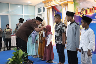 Safari Ramadhan di Polres Kulonprogo  Wakapolda DIY Serahkan  Tali asih Untuk Anak Yatim