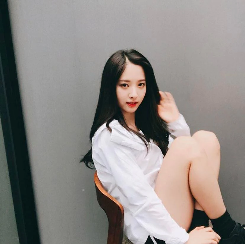 WJSN - Bona , Cosmic Gilrs - Bona