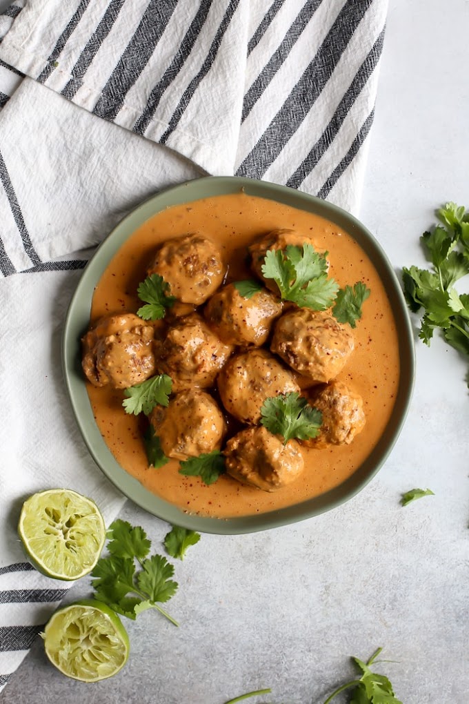 THAI COCONUT CURRY TURKEY MEATBALLS #dinner #coconut #food #healthyrecipes #meatballs