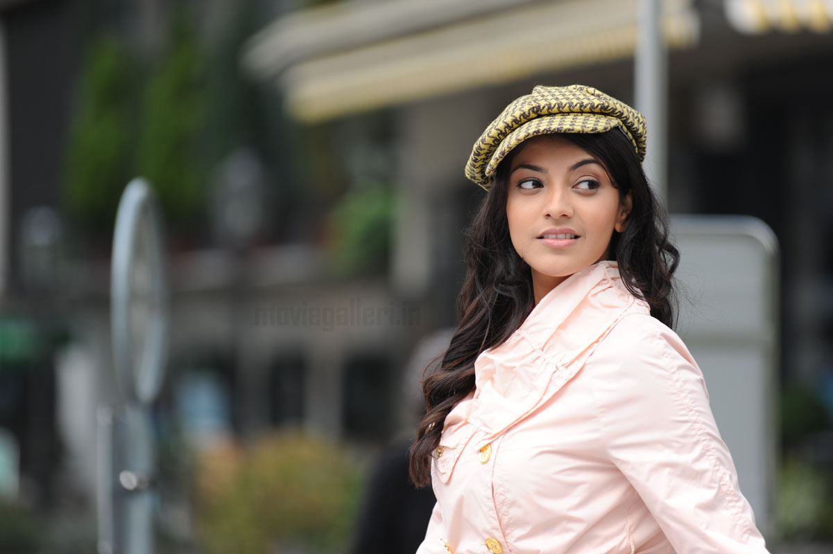 Kajal Agarwal Cute Wallpapers, Kajal Agarwal Latest HQ Wallpapers, 