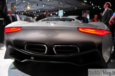 Concept Jaguar C-X75: First Live photos + video