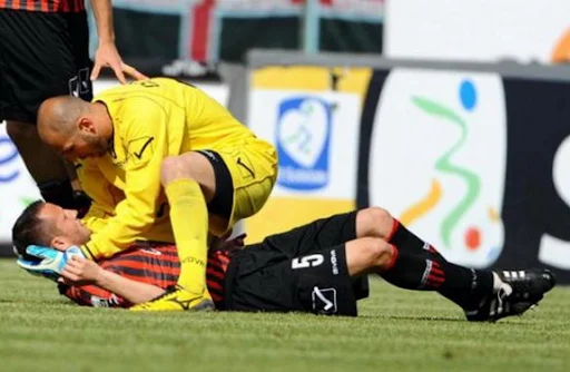 Another scare in Serie B: Nocerina player Marco Pomante collapses during a game