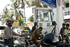 queue at petrol station