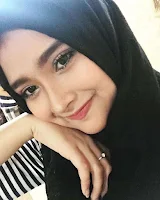 foto Mufida Omar Nahdi pakai jilbab hijab kerudung