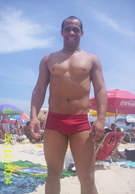 Swimpixx - pics of men in swimmwer: speedos, aussiebum, sungas, & nike. Brazilian homens nos sungas abraco sunga. Free photos of speedo men, hot gay men in speedos and aussiebum. Swimpixx blog for sexy speedos.<br />