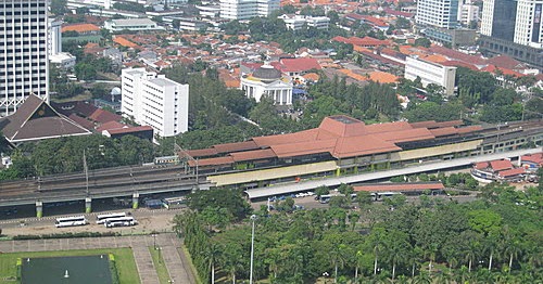 Indonesia Railway News: Seputar Tentang Stasiun Besar 