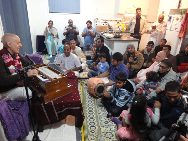 Sankarshan Das Kirtan at Tarneit Home Program