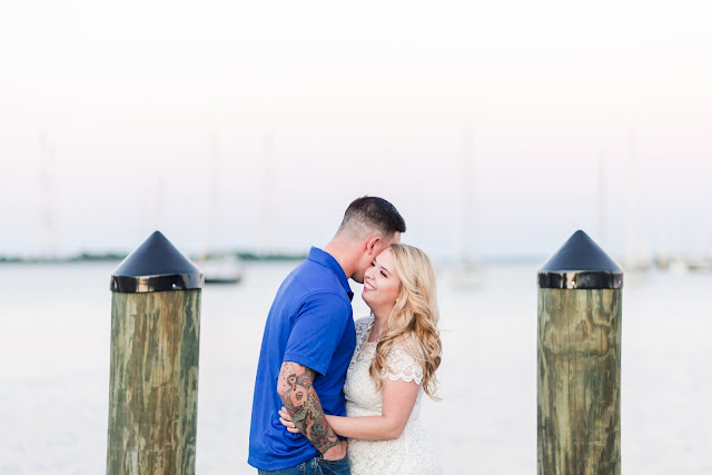 Downtown Annapolis Engagement Photos | Photos by Heather Ryan Photography