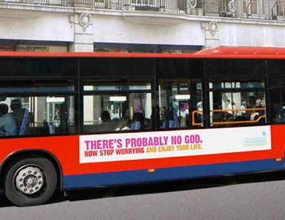 Bus londinense con el anuncio ateo.