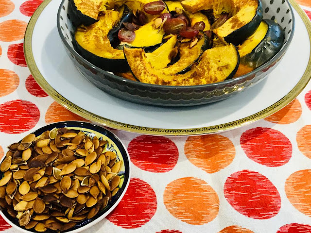 roasted acorn squash wedges