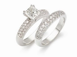 Engagement Wedding Ring Set-Best Wedding Ring on view