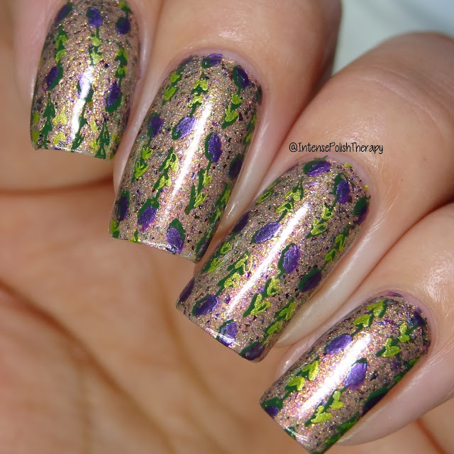 Bee's Knees Lacquer - Sparkle On Her Face