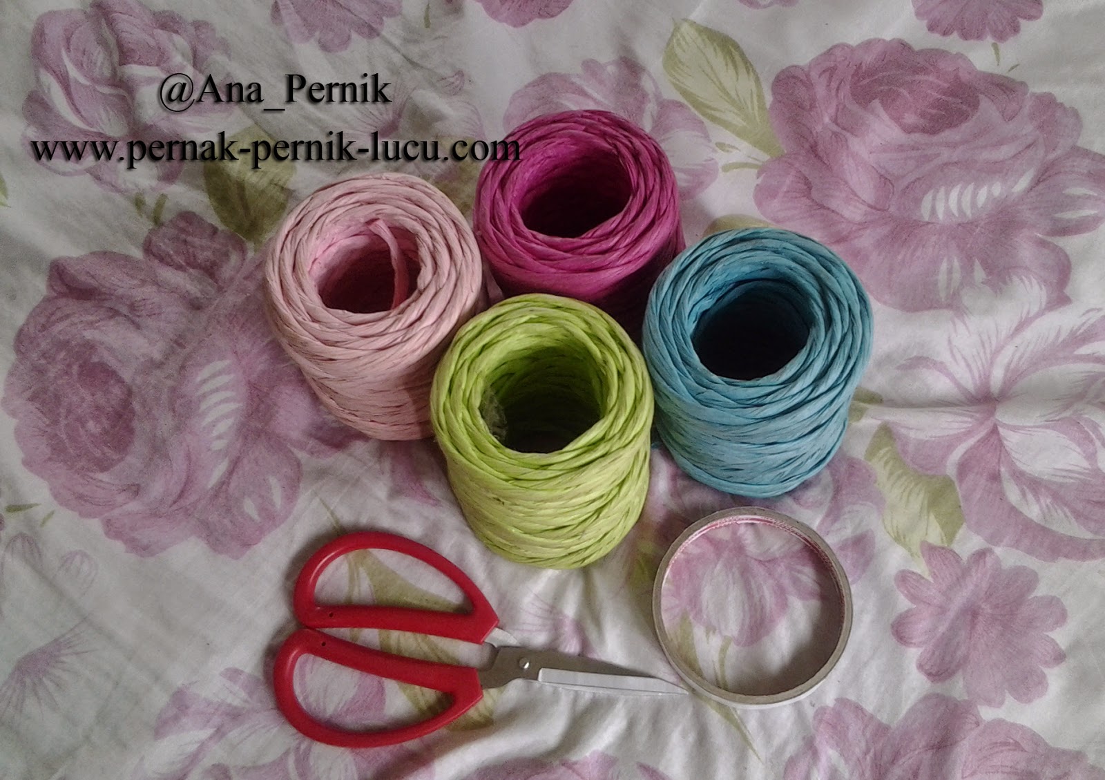 diy craft; craft diy; diy reborn; paper ribbons; simple paper ribbons; cara mudah membuat pita; membuat pita; tuorial membuat pita; tutorial craft; panduan membuat pita; cara membuat pita; paper ribbon; paper ribbon diy; how to make a papaer ribbon; paper ribbon decorations; pernak pernik