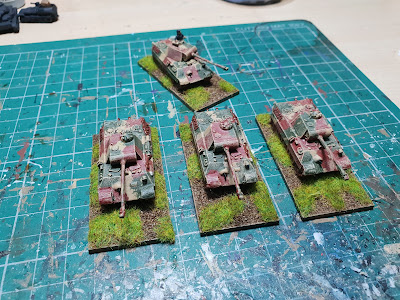 Panther tanks with zimmerit and without picture 6