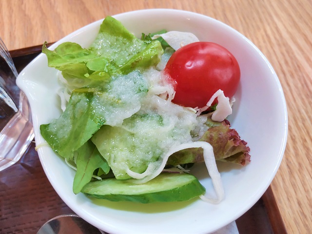 万里庵キッチン　黒毛和牛カレー(サラダつき)