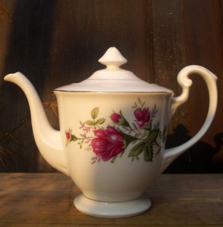 Purwokerto Antik: Tea Set Bunga #3 -SOLD-