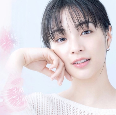 Suzu Hirose - artis jepang paling cantik intan hikari