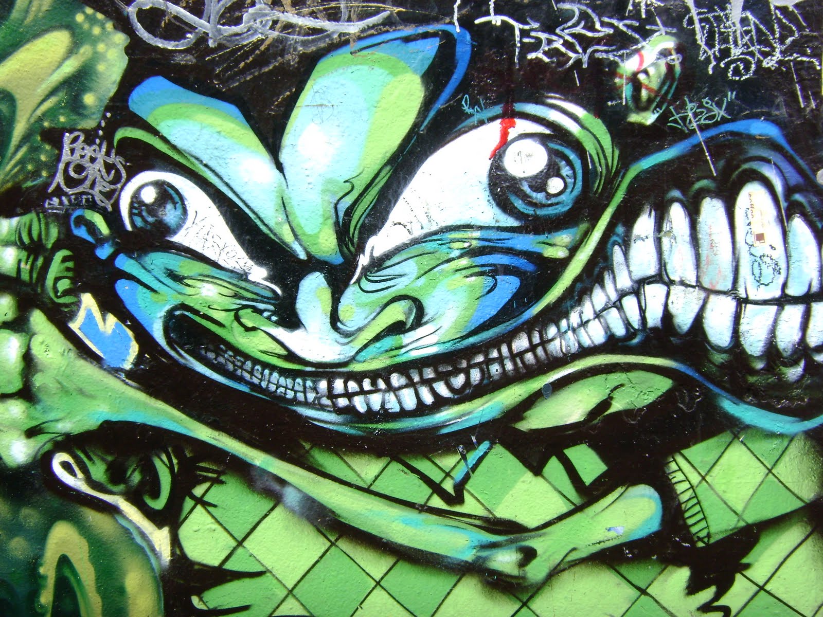  Green Graffiti