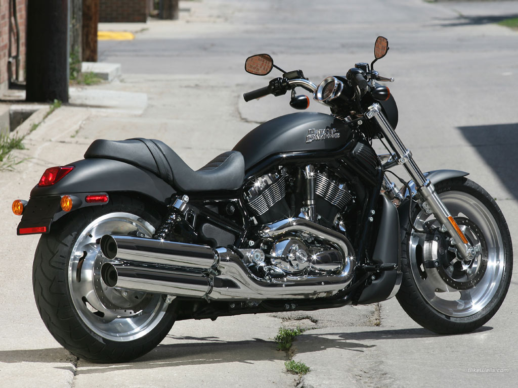 Harley Davidson VRSC   Fantastic Cars 4 You