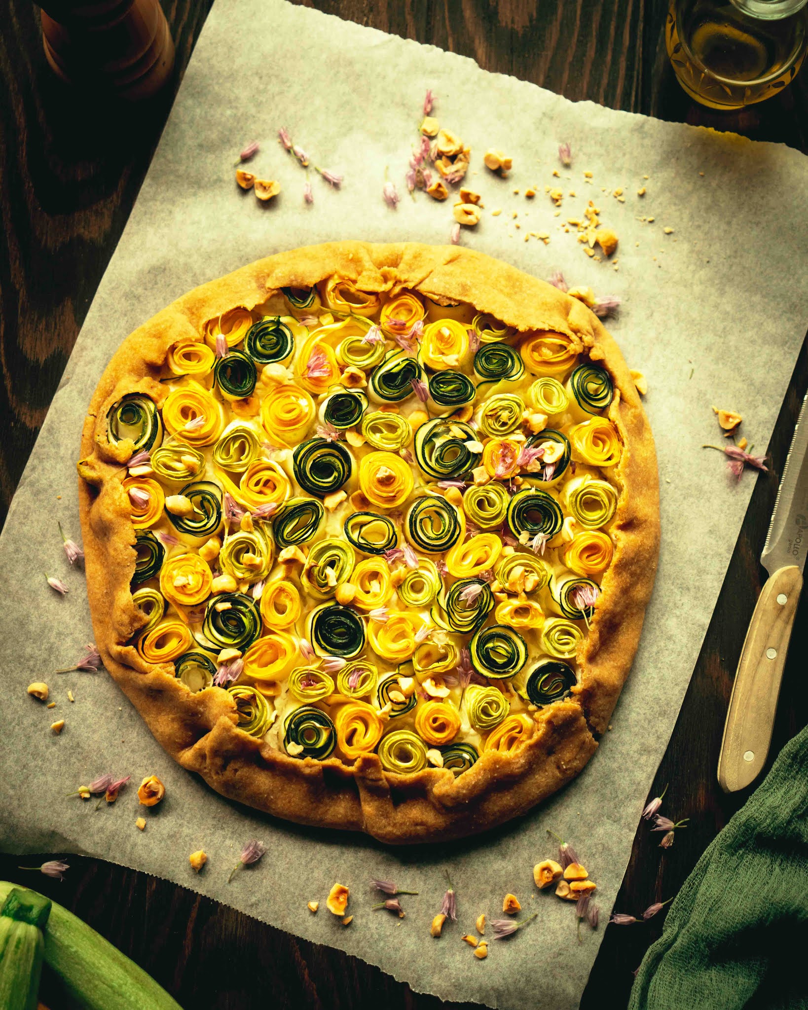 tarte rustique , farine épeautre , courgettes