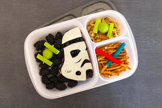 How to Make a Star Wars Stormtrooper Food Art Lunch Recipe For Your Kids