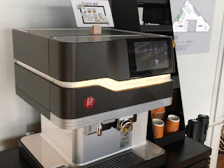 リビングロビー MOI (モイ)　コーヒーメーカー