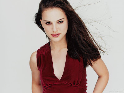 Natalie Portman Actress Spicy Wallpaper-04